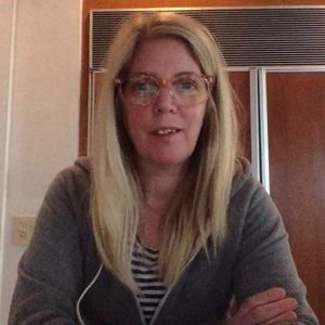 Meet your Posher, Dina